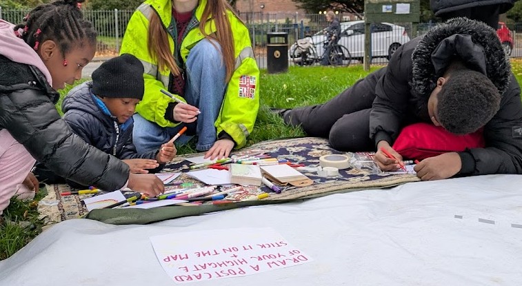 Drawing Community Highgate in New Hope Park